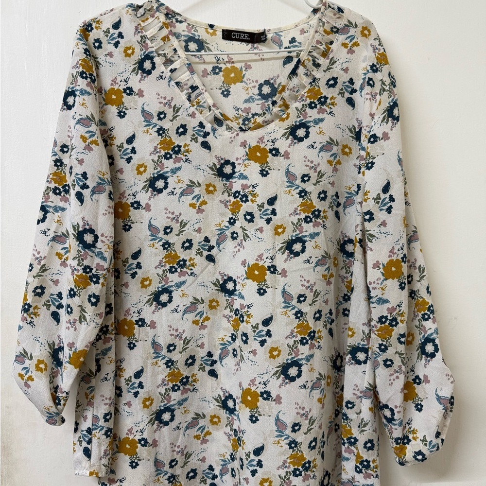 Cure Women's Floral V-Neck Blouse - White and Yellow - Picture 2 of 12